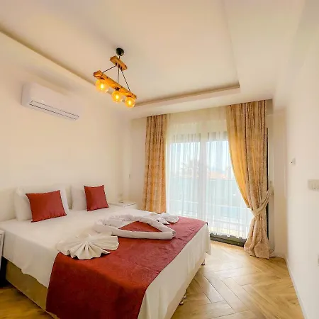 Nokta Park K 4+1 Villa, Oezel Havuzlu Вилла *